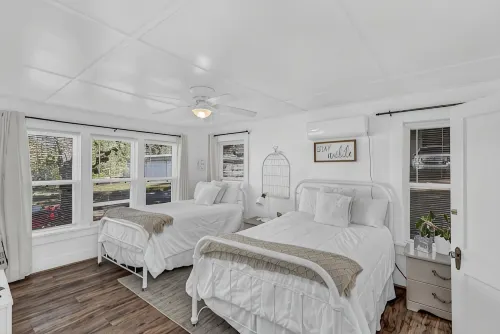 The Ouachita Depot- Large house/Perfect location - 3-Star