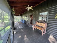 Lakefront Cabin in Ocala Forest – Near Springs, Shops, Pet Friendly Getaway - Chalets