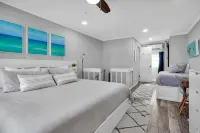 Beachside! Jacksonville Beach Condo-Close to Mayo Clinic - 4-Star