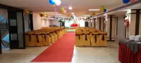 Hotel Raj Residency - parking