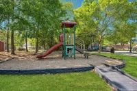 Outdoor Grill & Games Near Downtown Shops & Dining - 3-Star