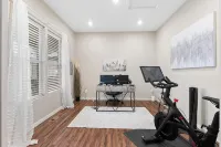 Spacious 3 bedroom, 2.5 bath house - 20 min from DIA, 25 min from Denver - Wifi