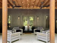 Luxurious Retreat w/Hot Tub by DuPont; mins to Pisgah, Brevard & Hendersonville - Homestays