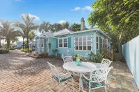 Secret Garden @ Seminole located in the heart of downtown Stuart, FL - ห้องครัว