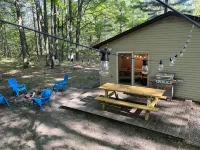 Cozy Cabin, Private 10 Acres Close to Atv Trail & Lake - 3-Star