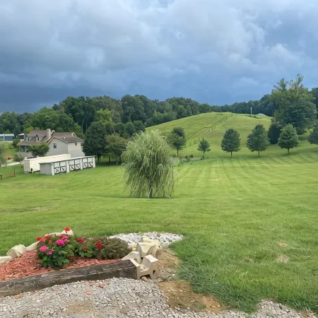 Cozy Ranch Home 1 Mile from CUMBERLAND POINT Boat Ramp. Owner Managed Property.
