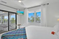 MILLION DOLLAR VIEW very private 4 bedroom resort with pool, pier, kayaks, spa - Kuntosalit