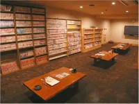 Nikoh Capsule Hotel Refre - Hostel - Caters to Men - Hostels