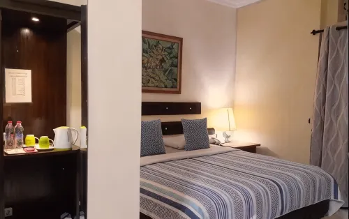 Arondari Hotel - 2-Star