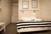 Family Hug Mini-Hotel - Inns