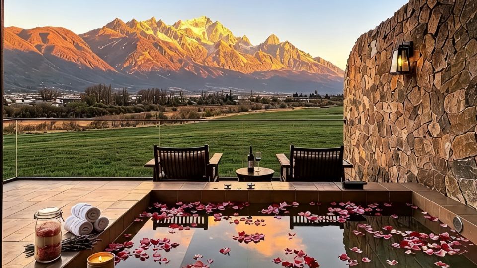 Miyunye Luxury Private Tang Homestay (Kangding Branch)