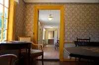 Hotell Dahlströmska gården - Homestays