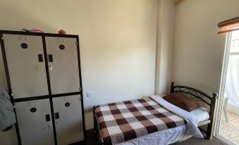 Pizza Street Hostel
