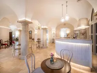 Arkady Hof Hotel - 4-Star