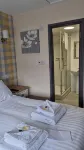 The Aston Inn - Inns