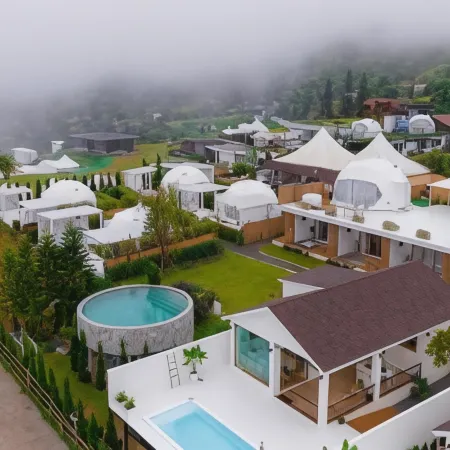 Stratus Resort