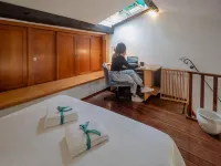 Gemma Apartment with AC & Sea View Balcony - 2-Star