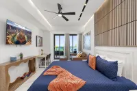 Encantame Soleil R203 | Studio lock off Sleeps 4 - Apartments
