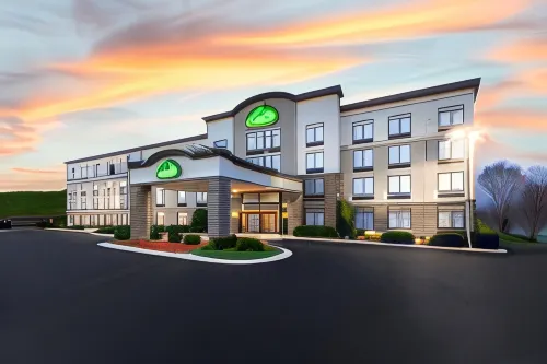 Wingate by Wyndham Charlotte Speedway/Concord - Bãi đậu xe
