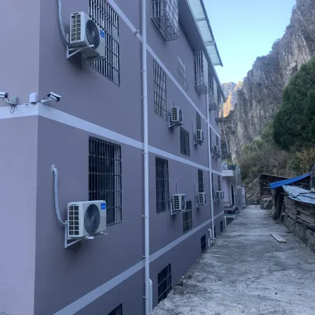 Muli Xinsheng Business Hotel