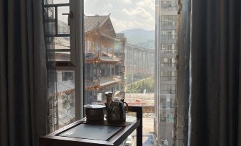 Furong Town Yibai Homestay