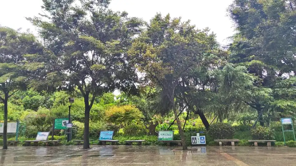 장전 시민 광장 공원 주변 호텔