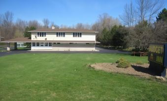 Budget Inn Fairport