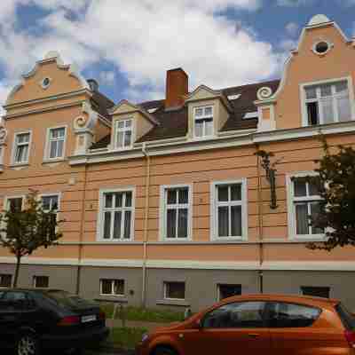 阿德勒飯店 Hotel Exterior