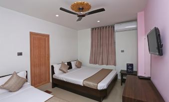 Super OYO Flagship Aashray Guest House