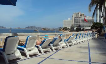 Hotel Acapulco Malibu