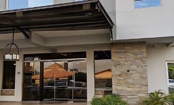Mg Way Hotel