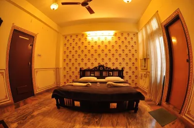 Vinayak Guest House