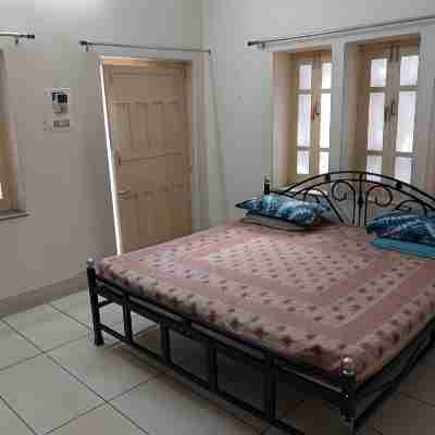 OYO Stayvillas Bnb Rooms