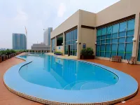 Mega Hotel - Pools