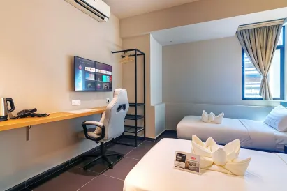 Ink Hotel by Alv