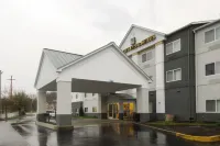 Wingate by Wyndham Uniontown Hotels in Wharton Township