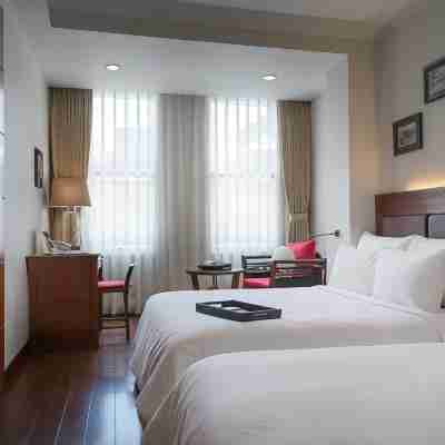 Hanoi E Central Luxury Hotel & Restaurant Rooms