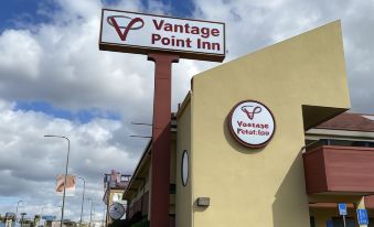 Vantage Point Inn - Woodland Hills