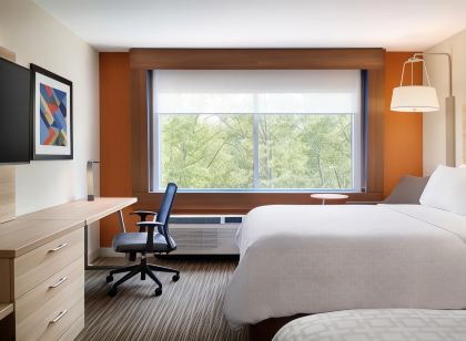 Holiday Inn Express & Suites Dallas Market Ctr - Love Field