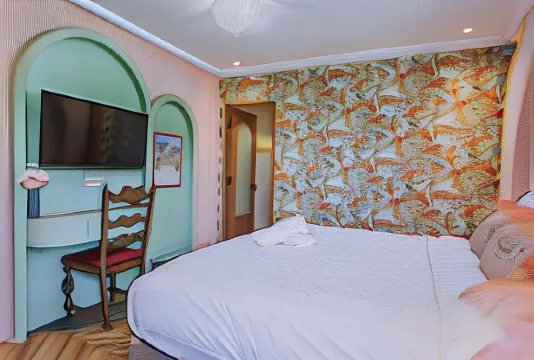 สแตนดาร์ด ชั้นล่าง