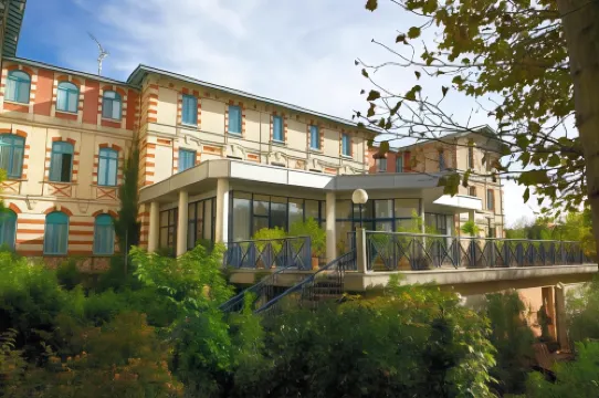 Résidence de Tourisme Vacances Bleues Villa Regina