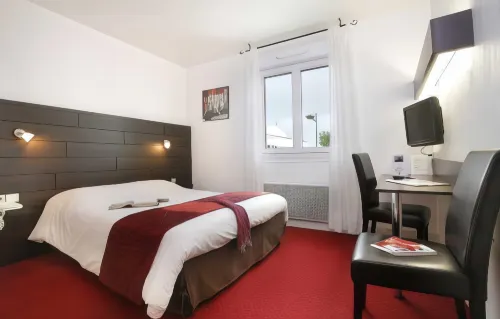 The Originals City Hôtel du Château Pontivy Hotels in Pontivy