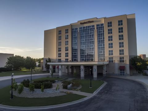 Hotel Topeka at City Center