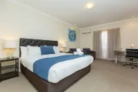 Lincoln Cottage Motor Inn Hotels in Ashmont