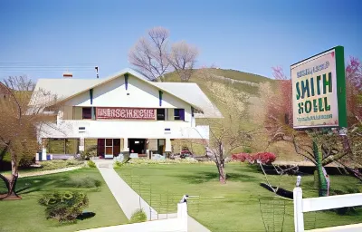 Historic Smith Hotel B&B Hotel di Kane County