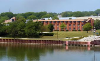 The Inn on Maritime Bay, Ascend Hotel Collection