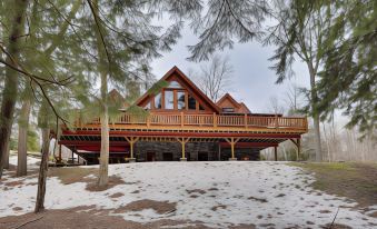 Waterfront Cabin w/ Deck & Pool in Old Forge!