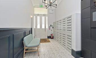 Mezzanine Apartment in Historic Camden Terrace