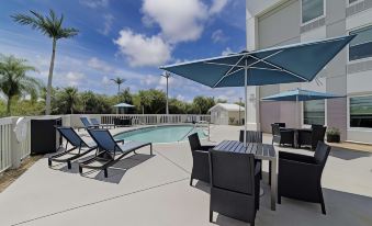 Holiday Inn Express & Suites Port Charlotte