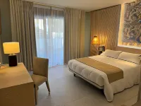 هوتل نوي فنادق في ألمونيكار